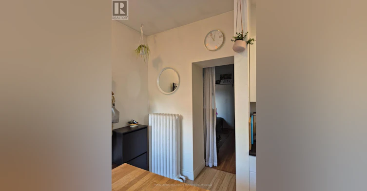 MAIN FLOOR-804 Bloor Street W, Toronto, ON, M6G 1L9 - 8
