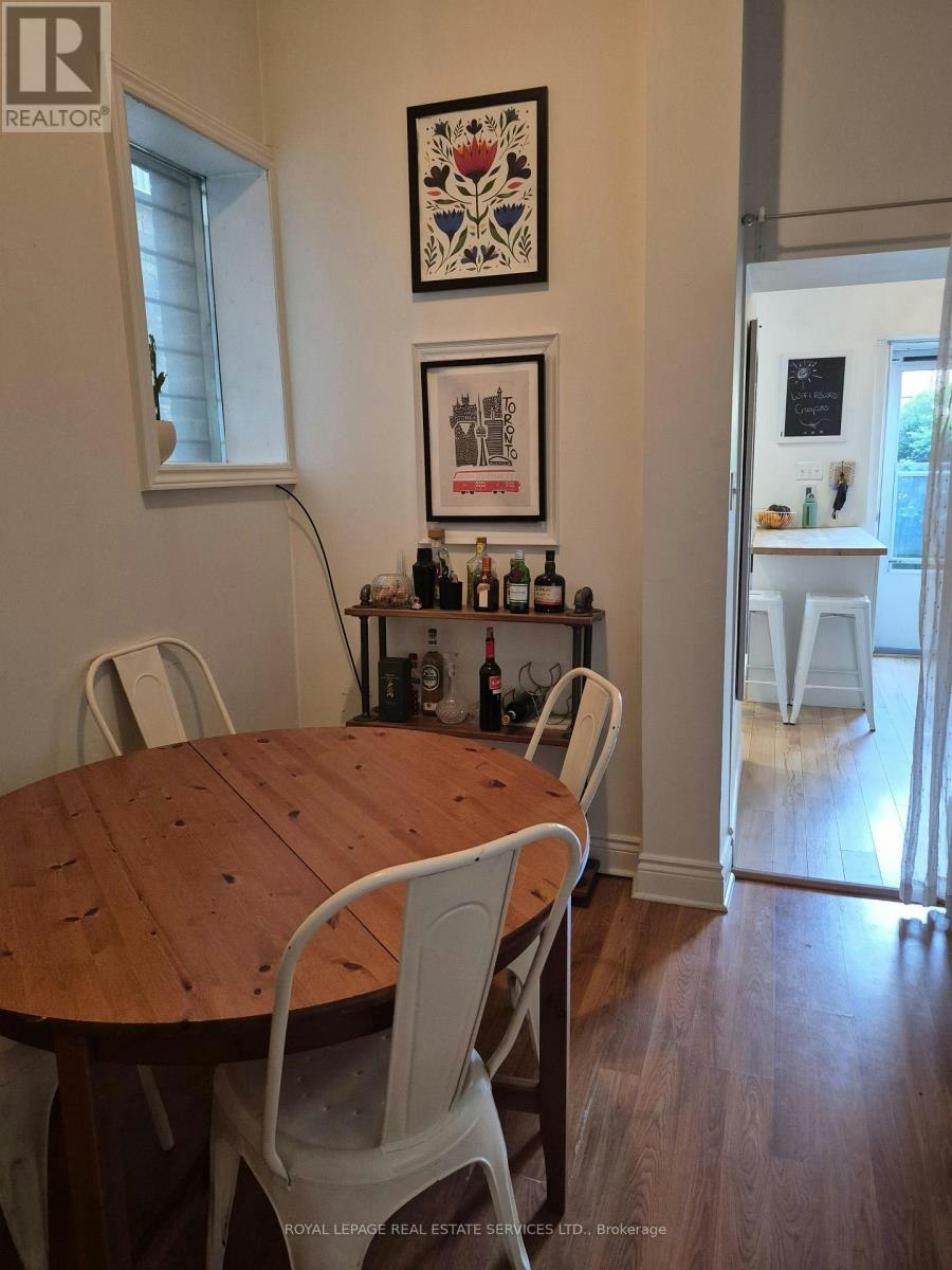 MAIN FLOOR-804 Bloor Street W, Toronto, ON, M6G 1L9 - 15