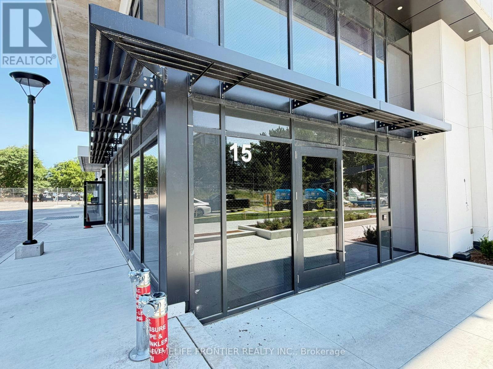 2208-15 David Salomon Drive, Toronto, ON, M3C 0T3 - 2