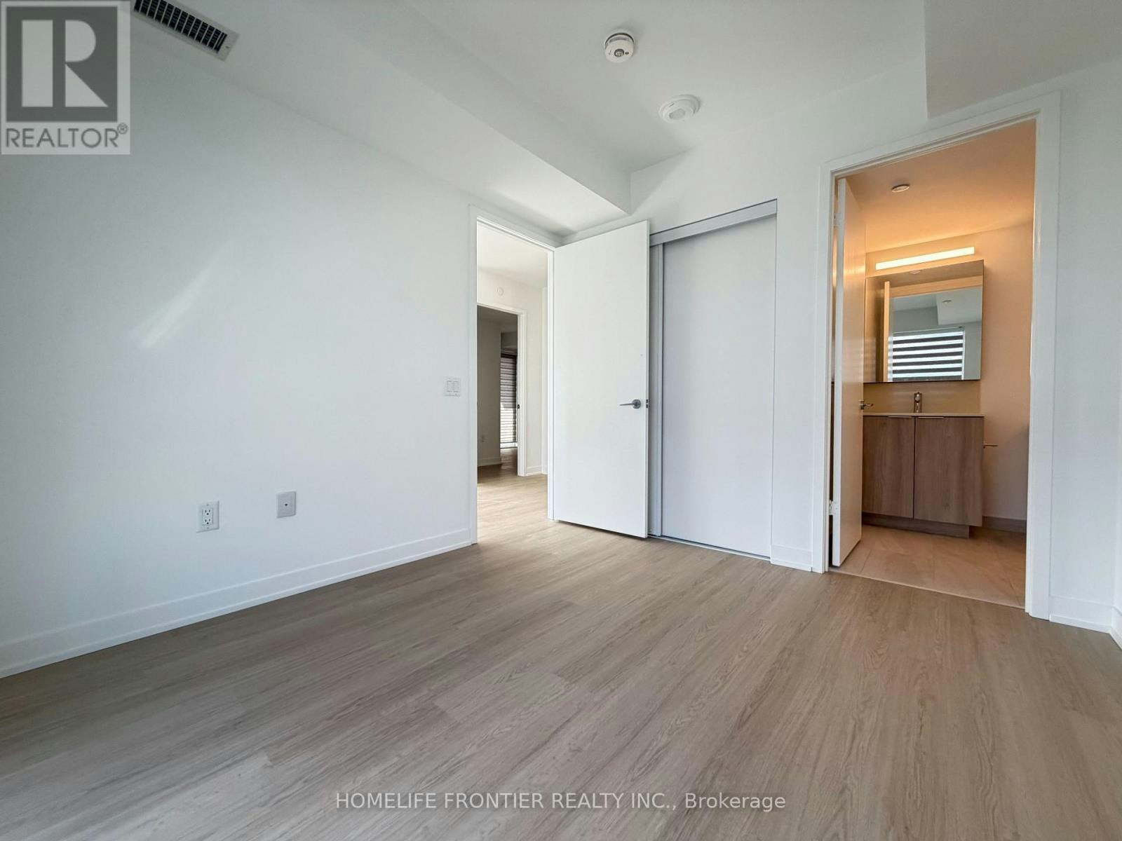 2208-15 David Salomon Drive, Toronto, ON, M3C 0T3 - 18