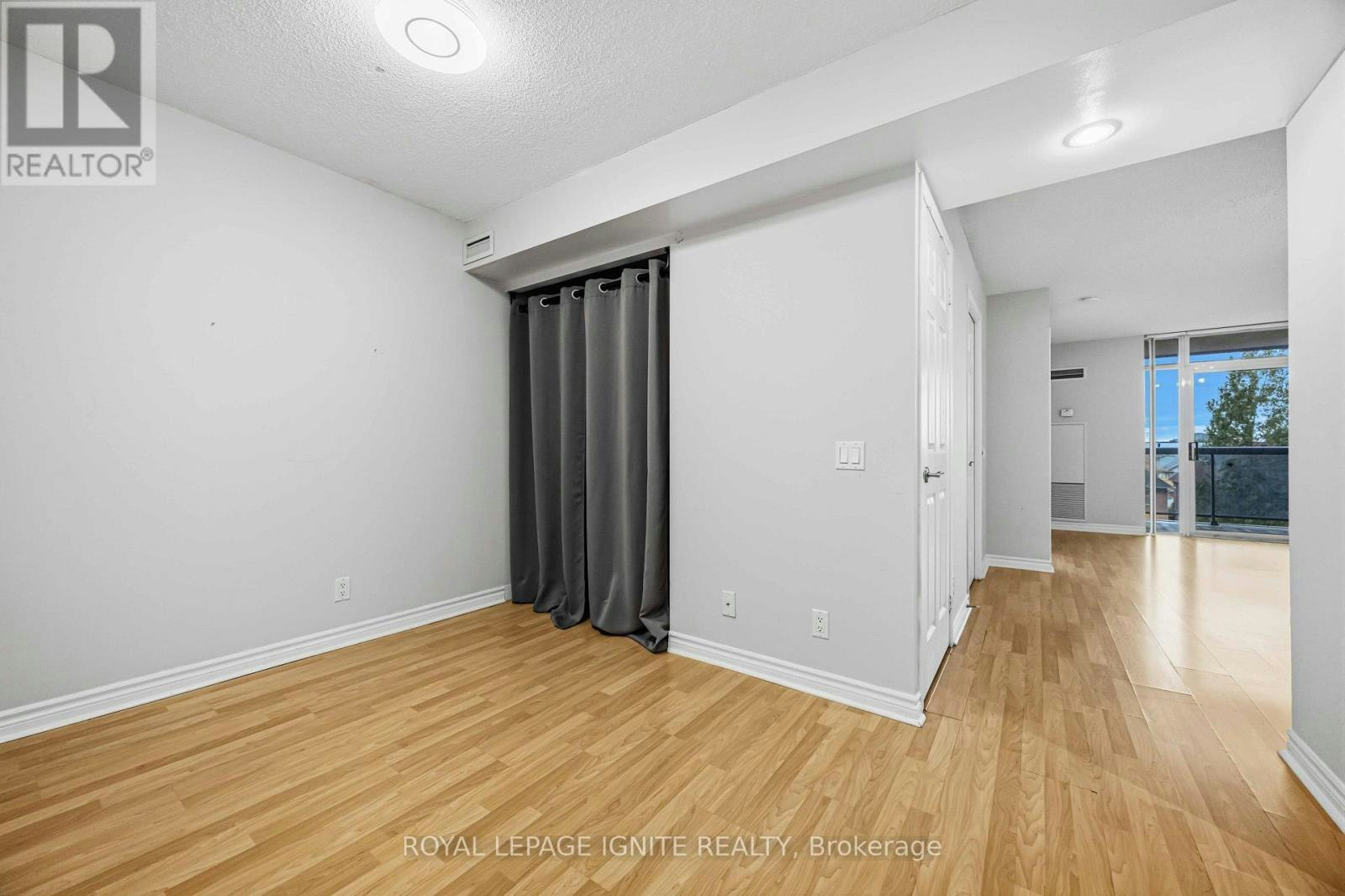 330-18 Mondeo Drive, Toronto, ON, M1P 5C8 - 8