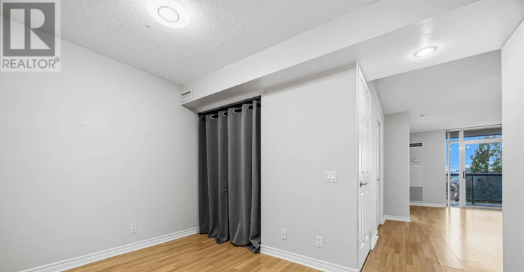 330-18 Mondeo Drive, Toronto, ON, M1P 5C8 - 8