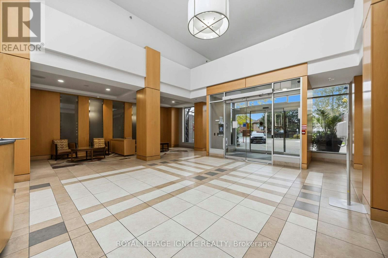 330-18 Mondeo Drive, Toronto, ON, M1P 5C8 - 4