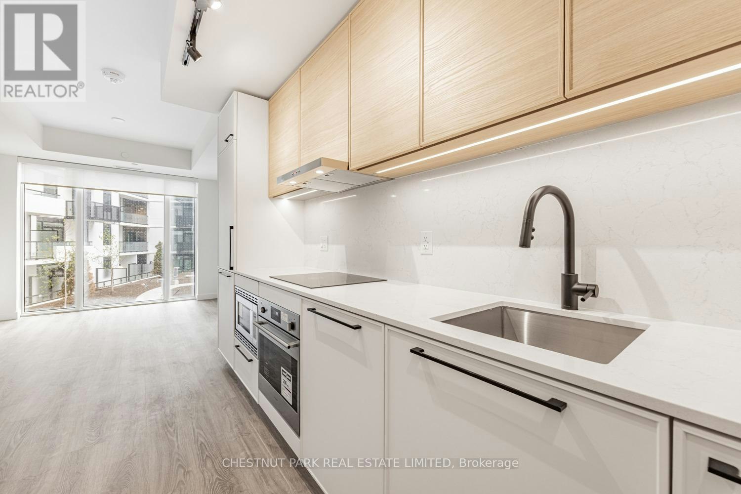 402-1050 Eastern Avenue, Toronto, ON, M4L 0B7 - 3
