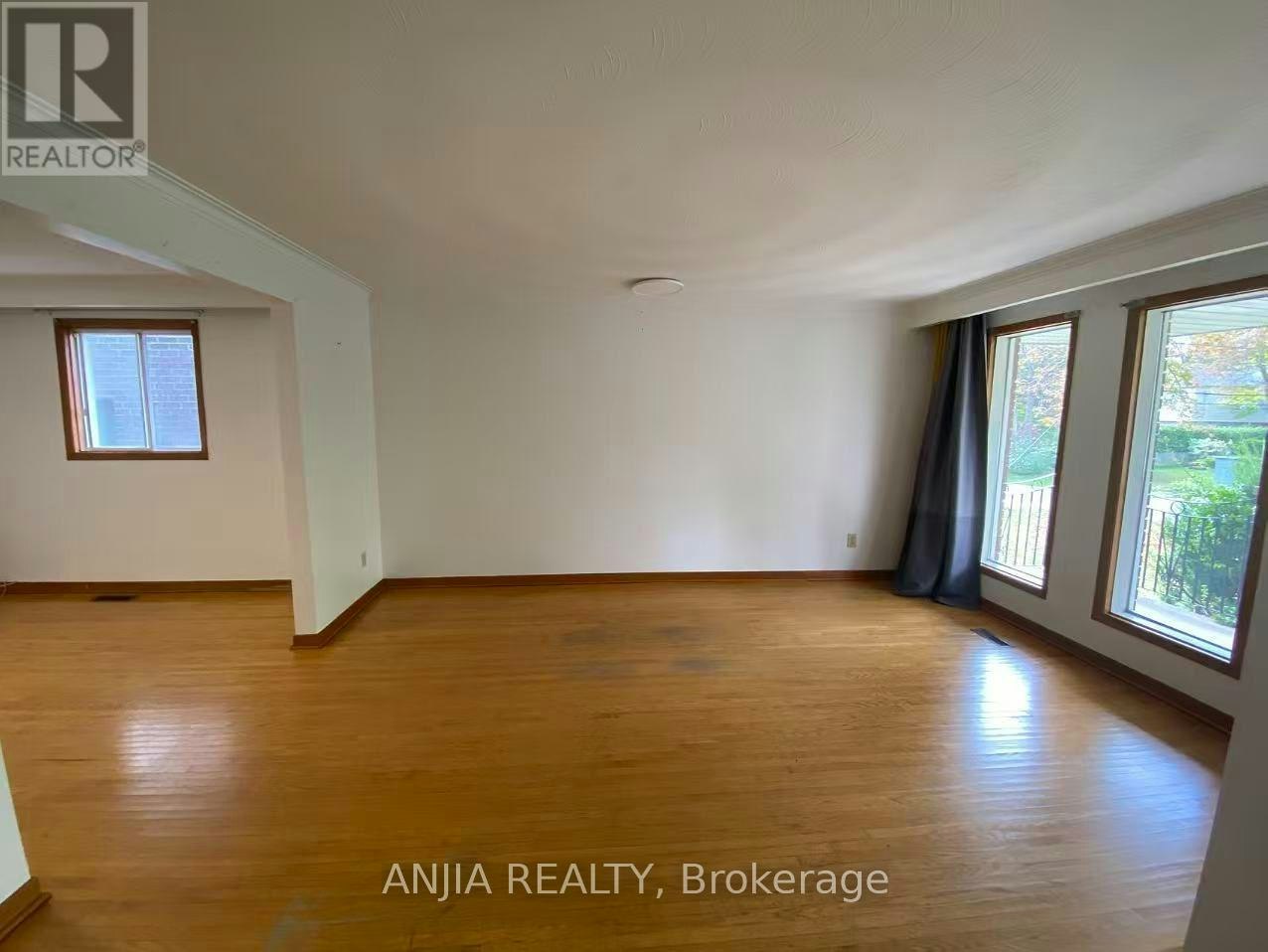 31 Donalda Crescent, Toronto, ON, M1S 1N5