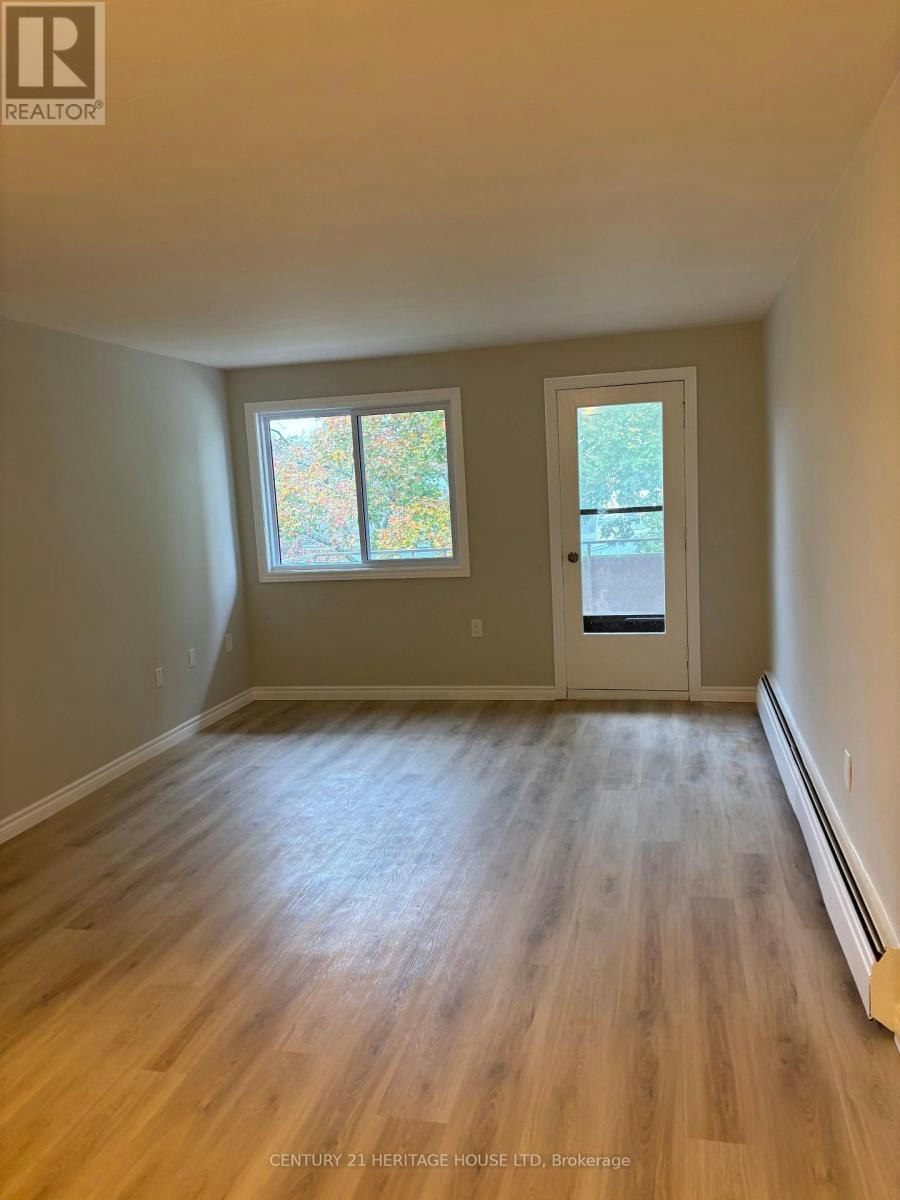 310-31 Parkside Drive, St. Thomas, ON, N5R 3V1 - 2
