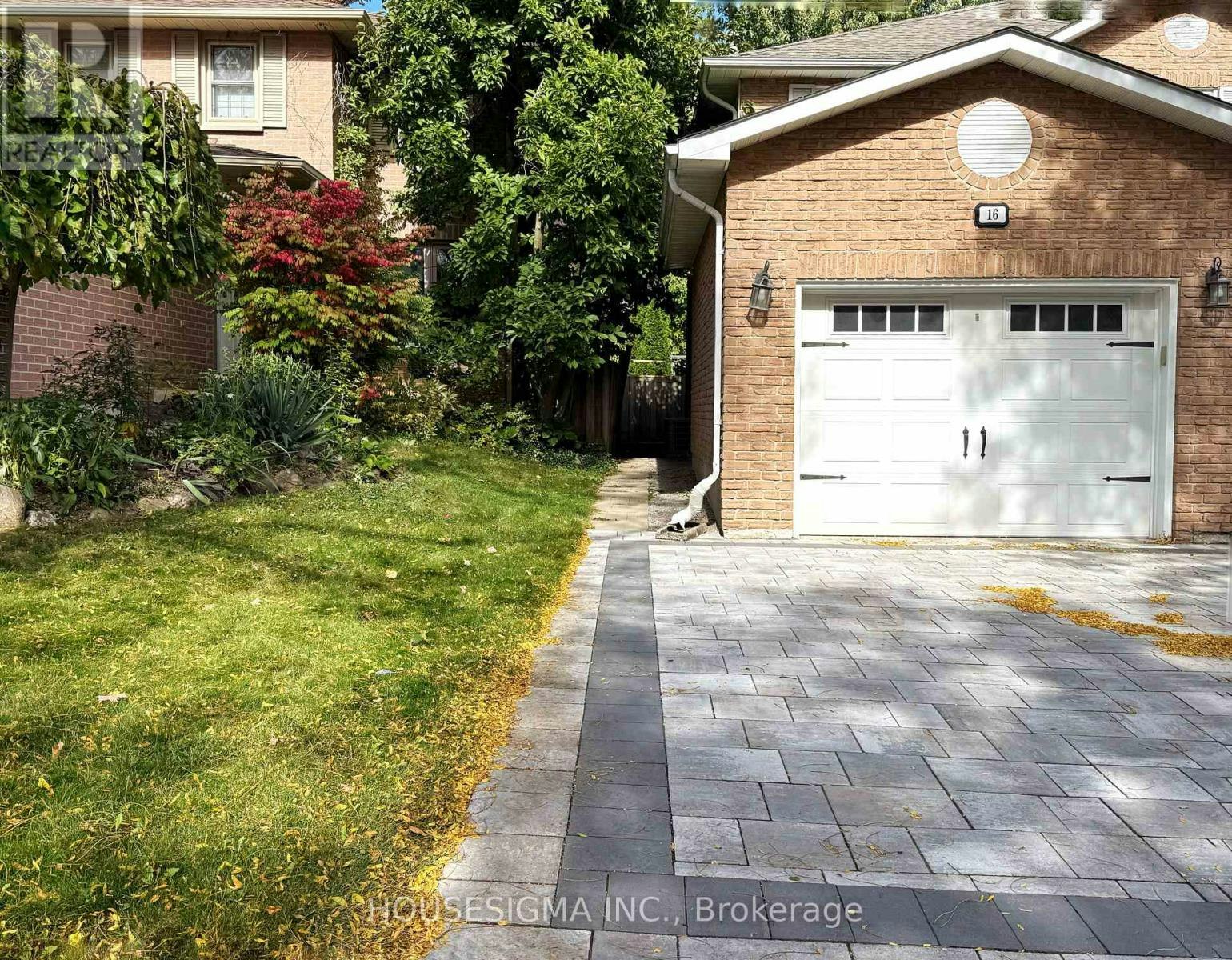 LOWER-16 Mendys Forest Street, Aurora, ON, L4G 5A3