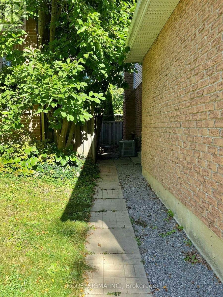 LOWER-16 Mendys Forest Street, Aurora, ON, L4G 5A3 - 3