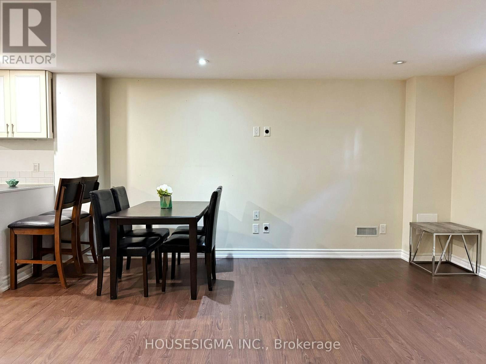 LOWER-16 Mendys Forest Street, Aurora, ON, L4G 5A3 - 6