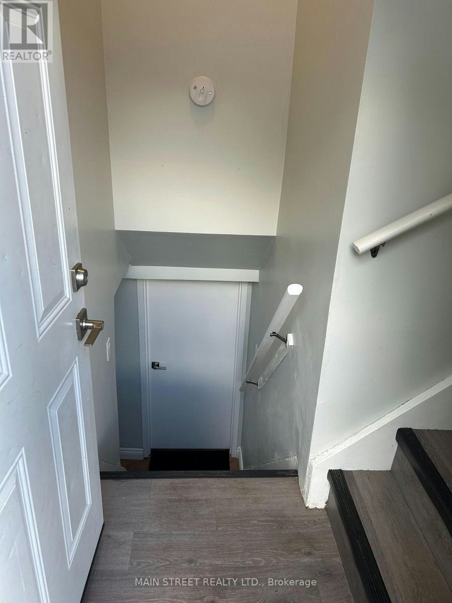 BASEMENT-204 Cherrywood Drive, Newmarket, ON, L3Y 2X8 - 2