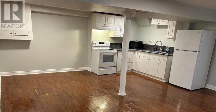 BASEMENT-204 Cherrywood Drive, Newmarket, ON, L3Y 2X8 - 4