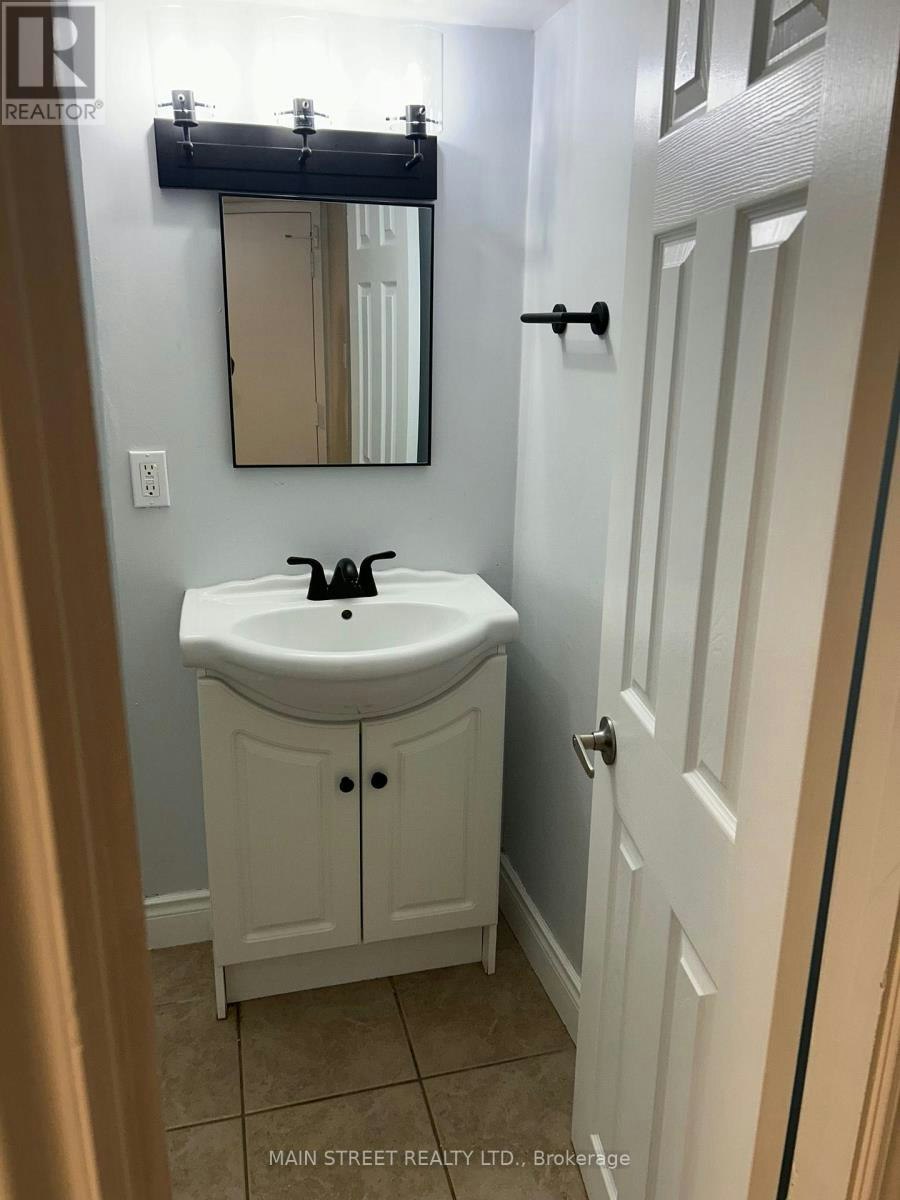 BASEMENT-204 Cherrywood Drive, Newmarket, ON, L3Y 2X8 - 9
