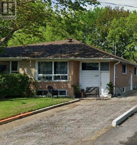 MAIN-52 Walter Avenue, Newmarket, ON, L3Y 2T3