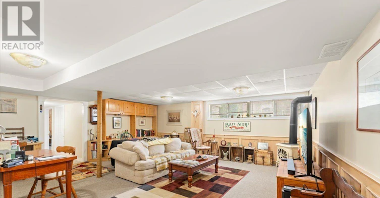 LOWER LEVEL-315 Forde Crescent, King, ON, L7B 1G7 - 2