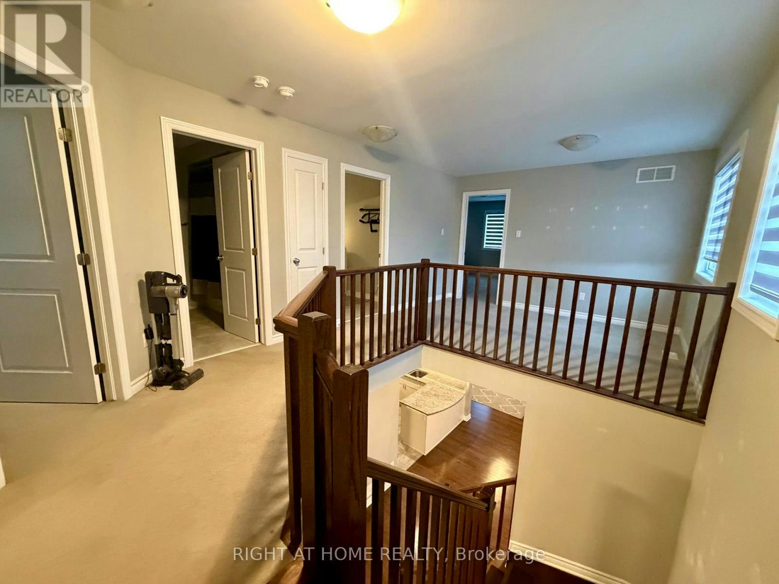 1071 Cobble Hill Drive, Ottawa, ON, K2J 0R1 - 10