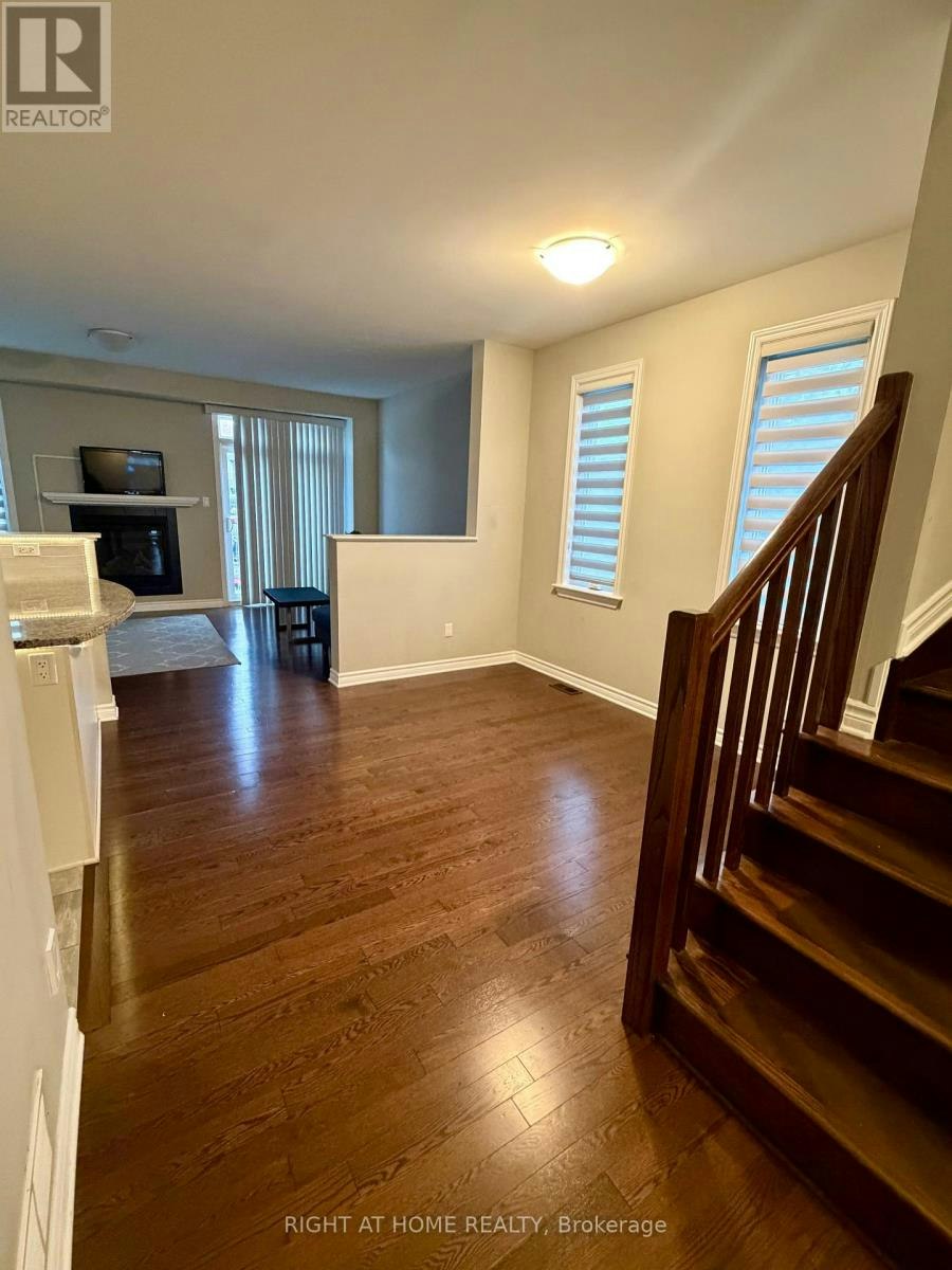 1071 Cobble Hill Drive, Ottawa, ON, K2J 0R1 - 5
