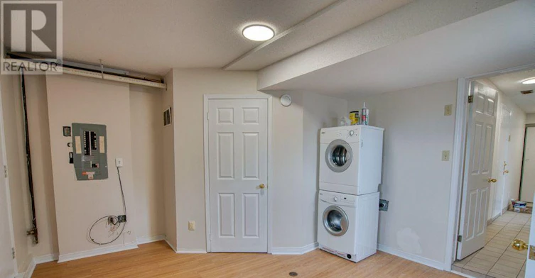 815-A Maitland Avenue, Ottawa, ON, K2A 2S2 - 9