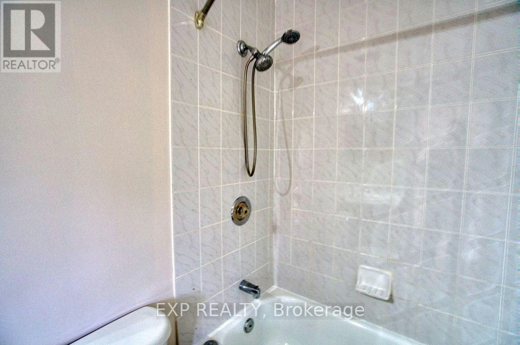815-A Maitland Avenue, Ottawa, ON, K2A 2S2 - 35