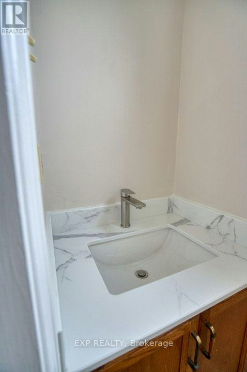815-A Maitland Avenue, Ottawa, ON, K2A 2S2 - 13