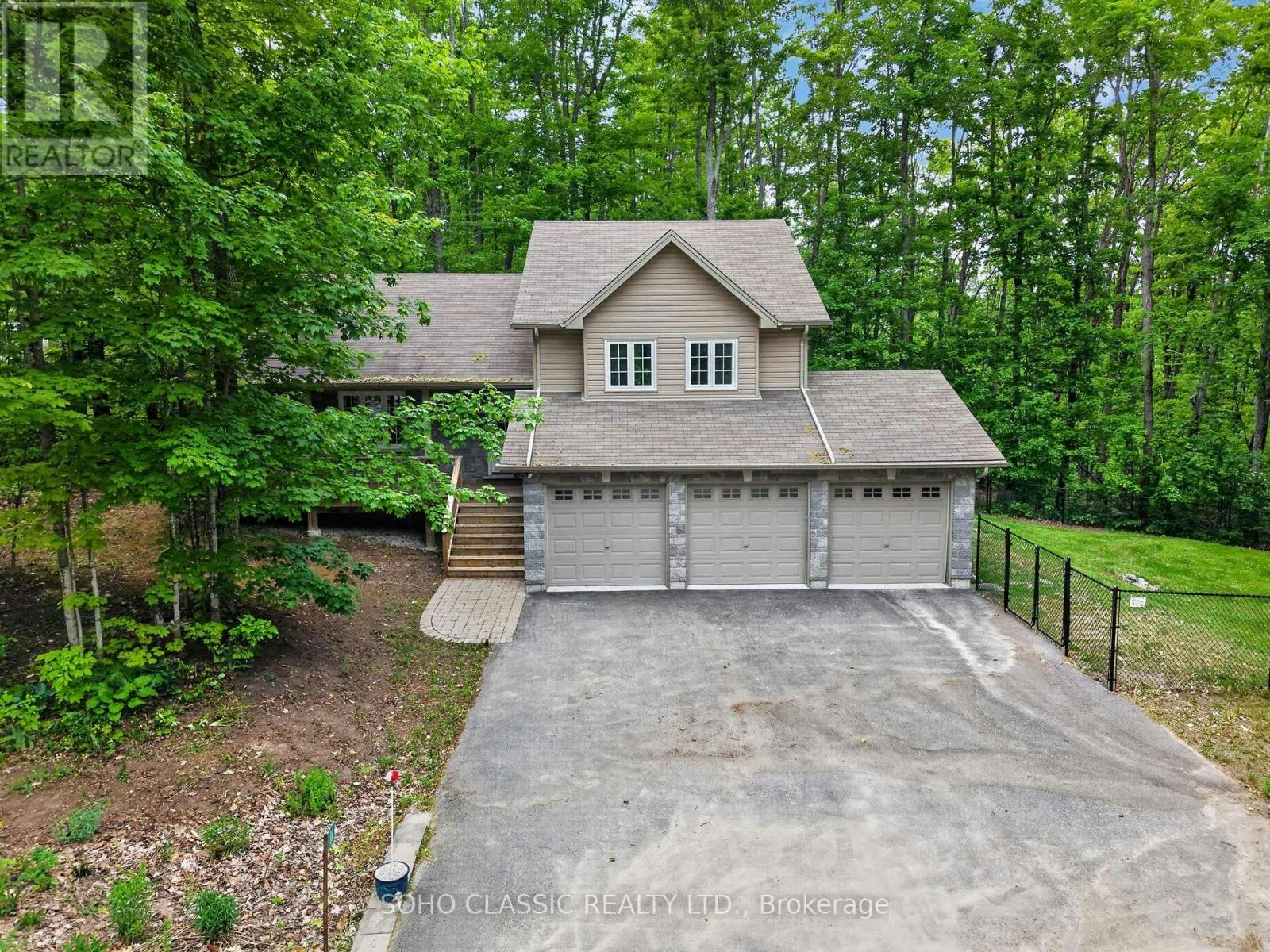 16 Oneida Avenue, Oro-Medonte, ON, L0K 1E0