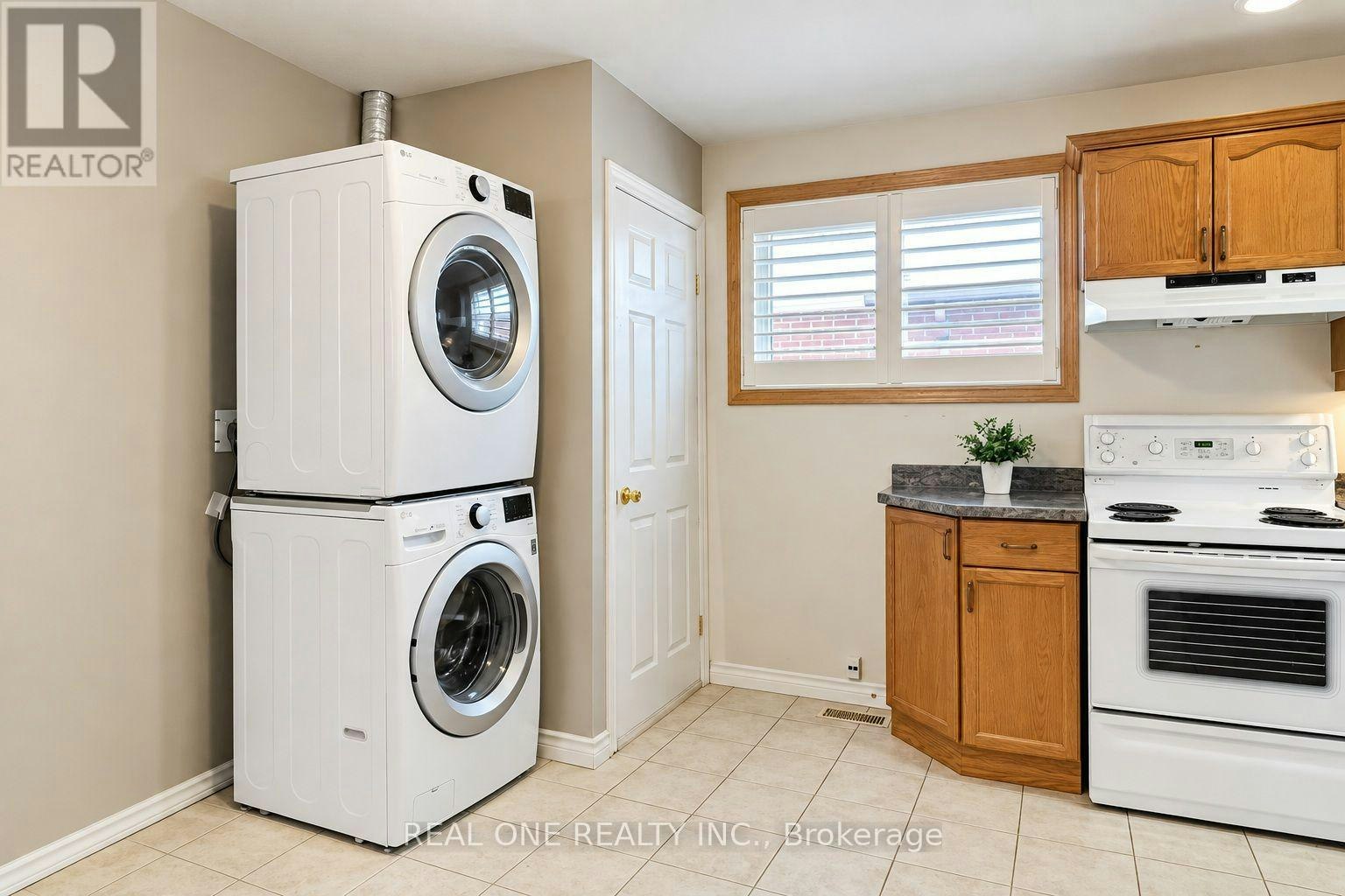 UPPER-25 Terrace Drive, Hamilton, ON, L9A 2Y5 - 9