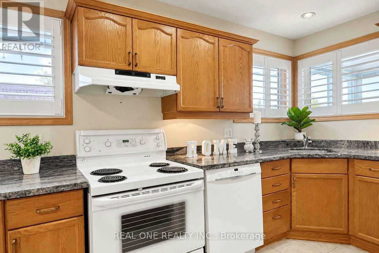UPPER-25 Terrace Drive, Hamilton, ON, L9A 2Y5 - 12