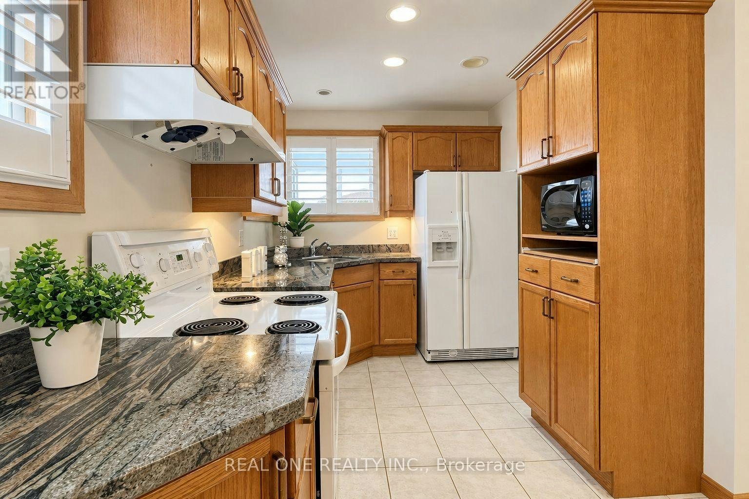 UPPER-25 Terrace Drive, Hamilton, ON, L9A 2Y5 - 11