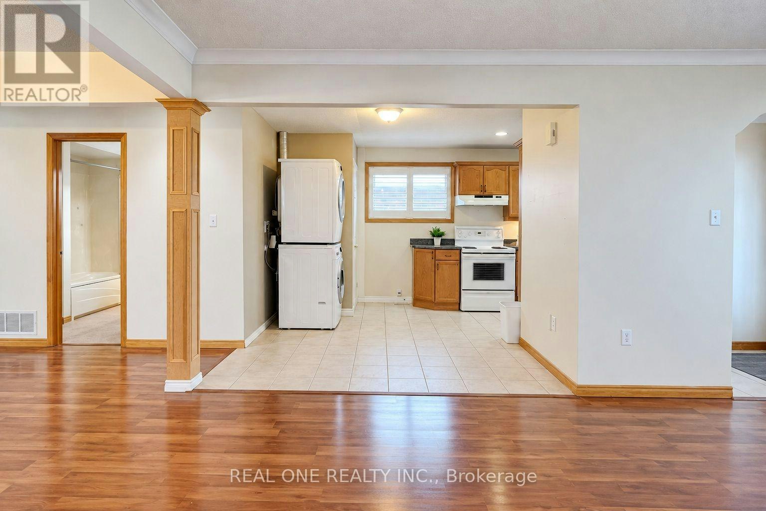 UPPER-25 Terrace Drive, Hamilton, ON, L9A 2Y5 - 5