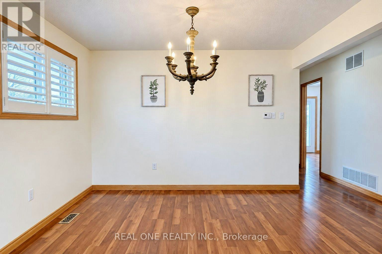 UPPER-25 Terrace Drive, Hamilton, ON, L9A 2Y5 - 7