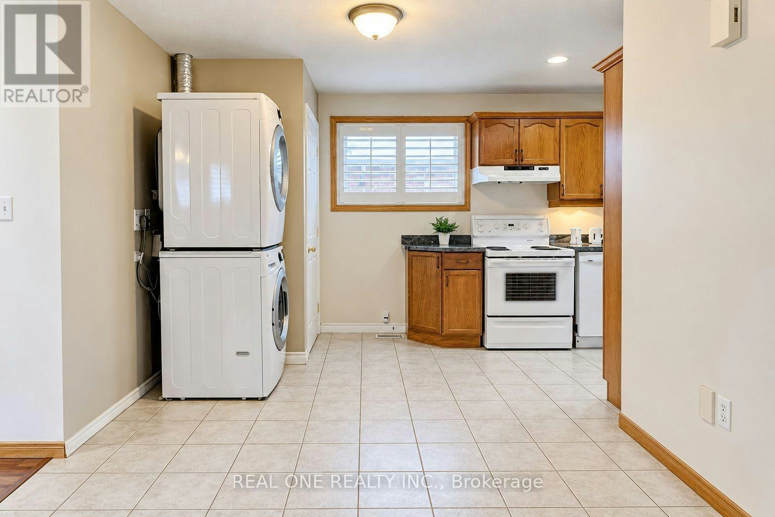 UPPER-25 Terrace Drive, Hamilton, ON, L9A 2Y5 - 8