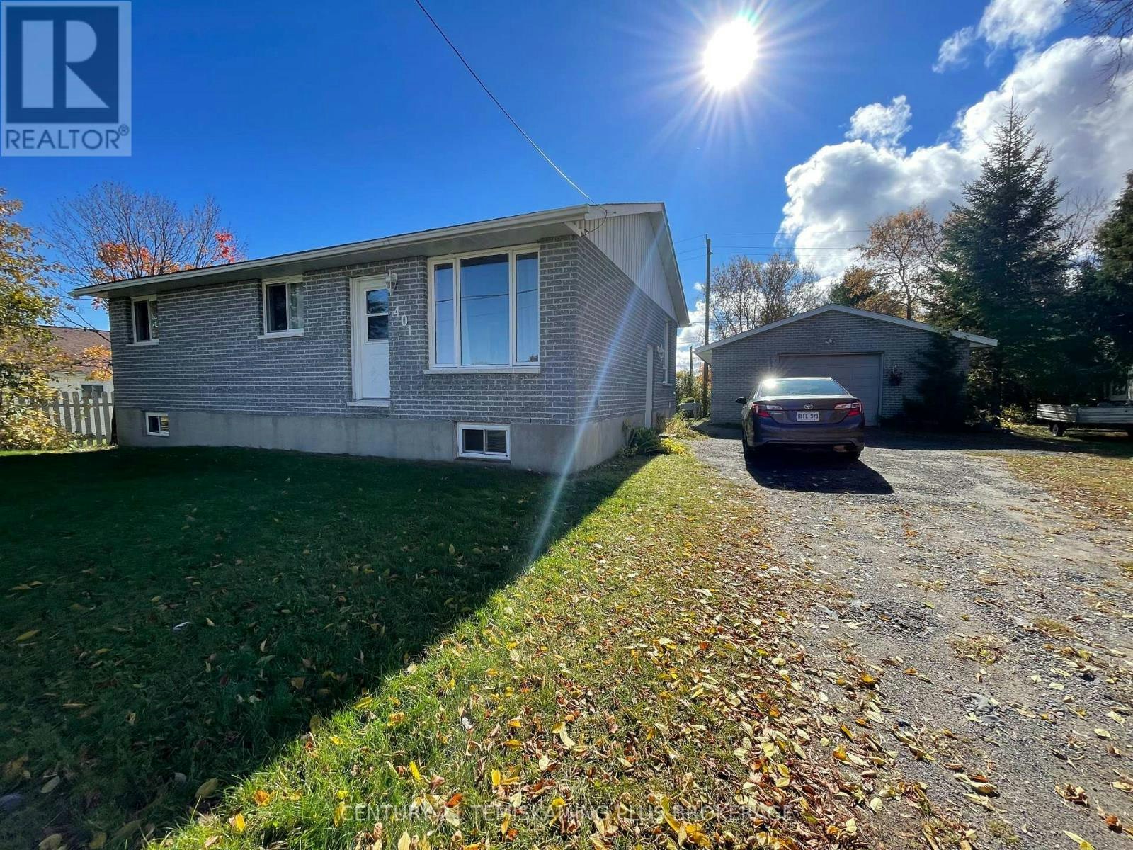 401 Lakeview Avenue S, Temiskaming Shores, ON, P0J 1R0
