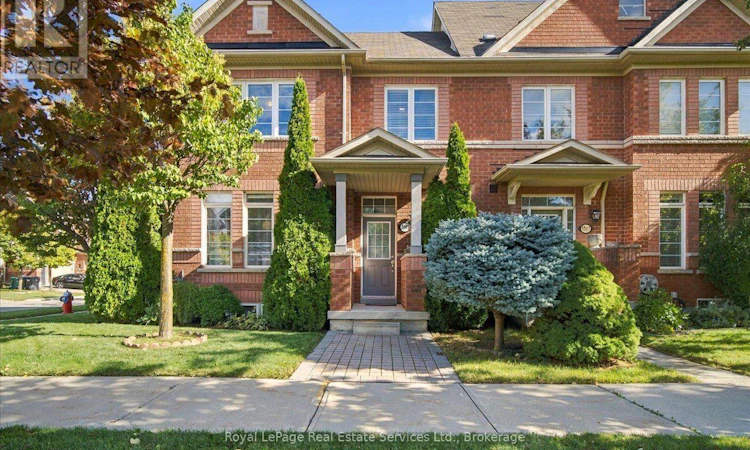 5569 Waterwind Crescent