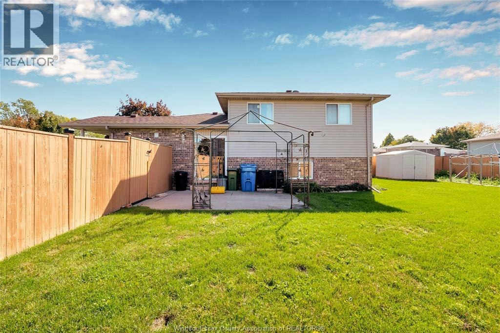 HOUSE-1589 Blairwood Crescent, Windsor, ON, N8W 5N9 - 24