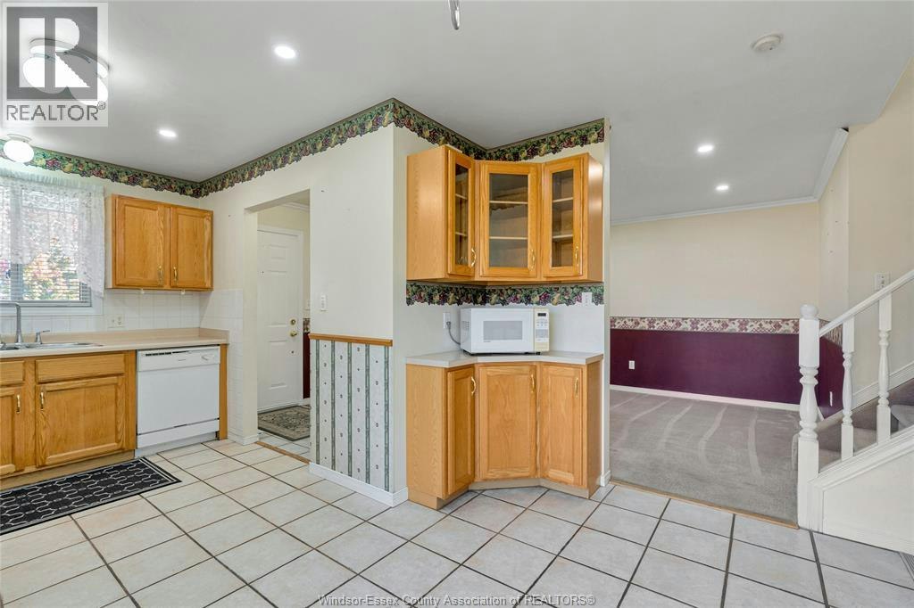 HOUSE-1589 Blairwood Crescent, Windsor, ON, N8W 5N9 - 9