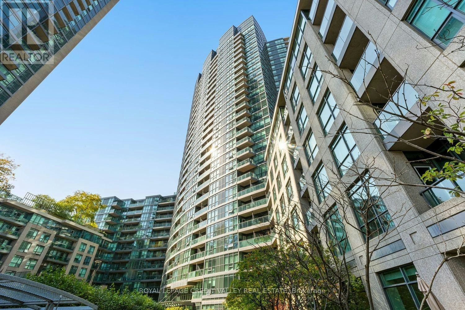 123-231 Fort York Boulevard, Toronto, ON, M5V 1B2