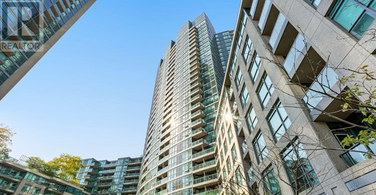 123-231 Fort York Boulevard, Toronto, ON, M5V 1B2