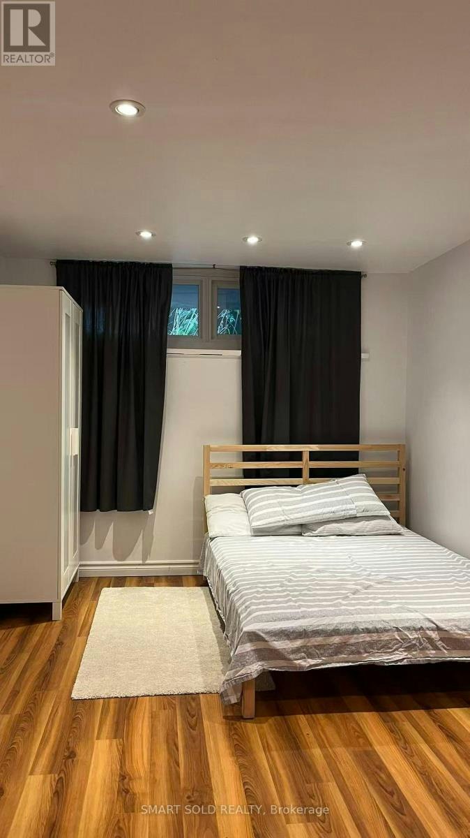 LOWER-232 Crawford Street, Toronto, ON, M6J 2V6 - 2