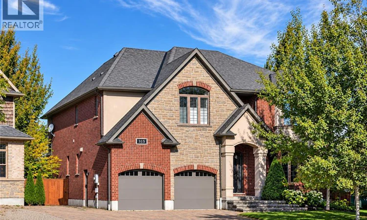 315 Rideau River Place