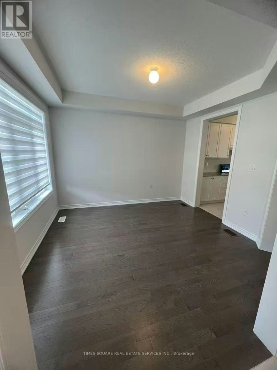 8 O'reilly Street, Whitby, ON, L1P 0N7 - 2