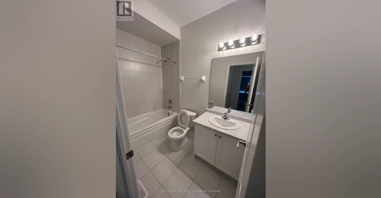 8 O'reilly Street, Whitby, ON, L1P 0N7 - 6