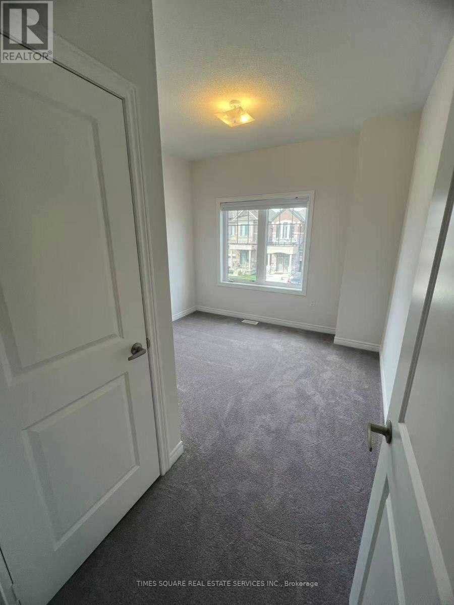 8 O'reilly Street, Whitby, ON, L1P 0N7 - 7
