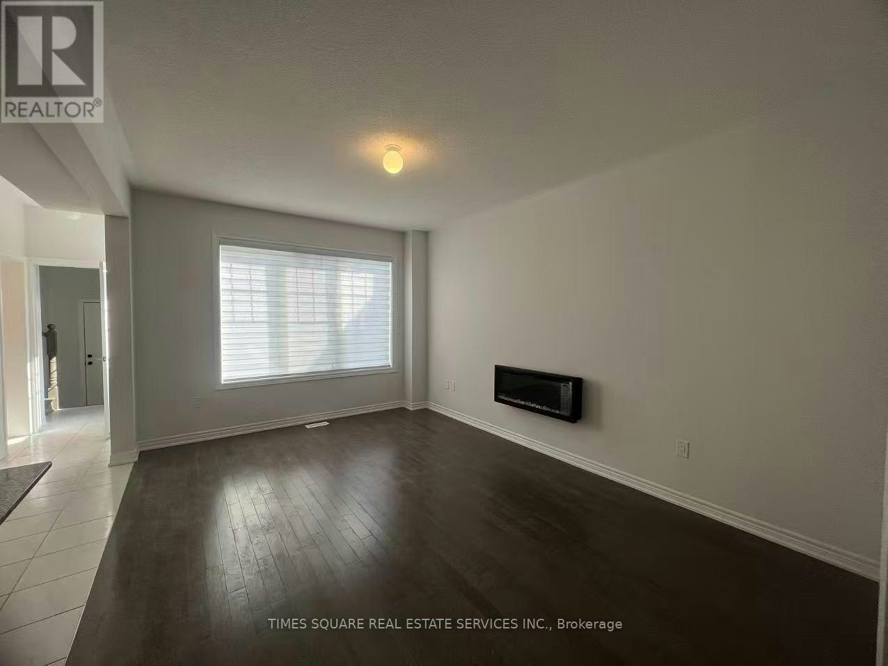 8 O'reilly Street, Whitby, ON, L1P 0N7 - 4