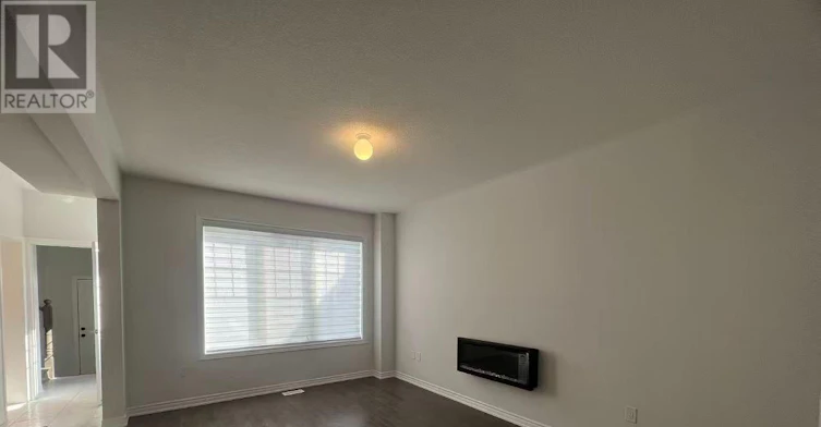 8 O'reilly Street, Whitby, ON, L1P 0N7 - 4