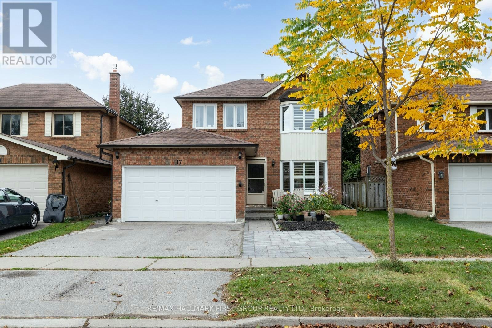 17 Hawkins Crescent, Ajax, ON, L1S 4Y2