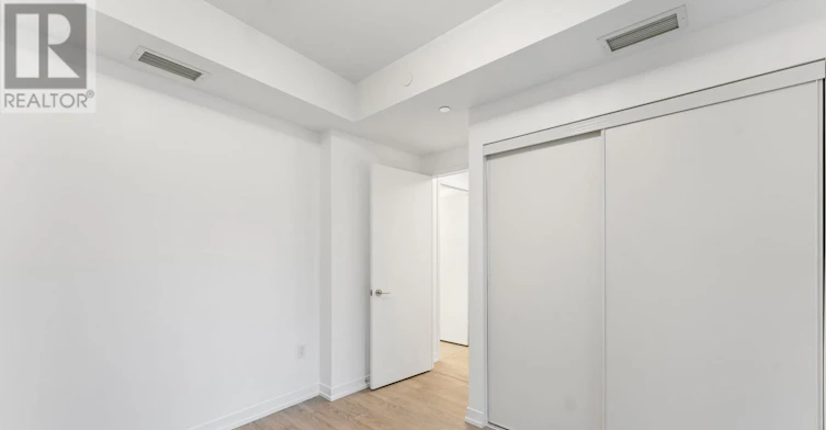 307E-8868 Yonge Street, Richmond Hill, ON, L4C 0T4 - 6