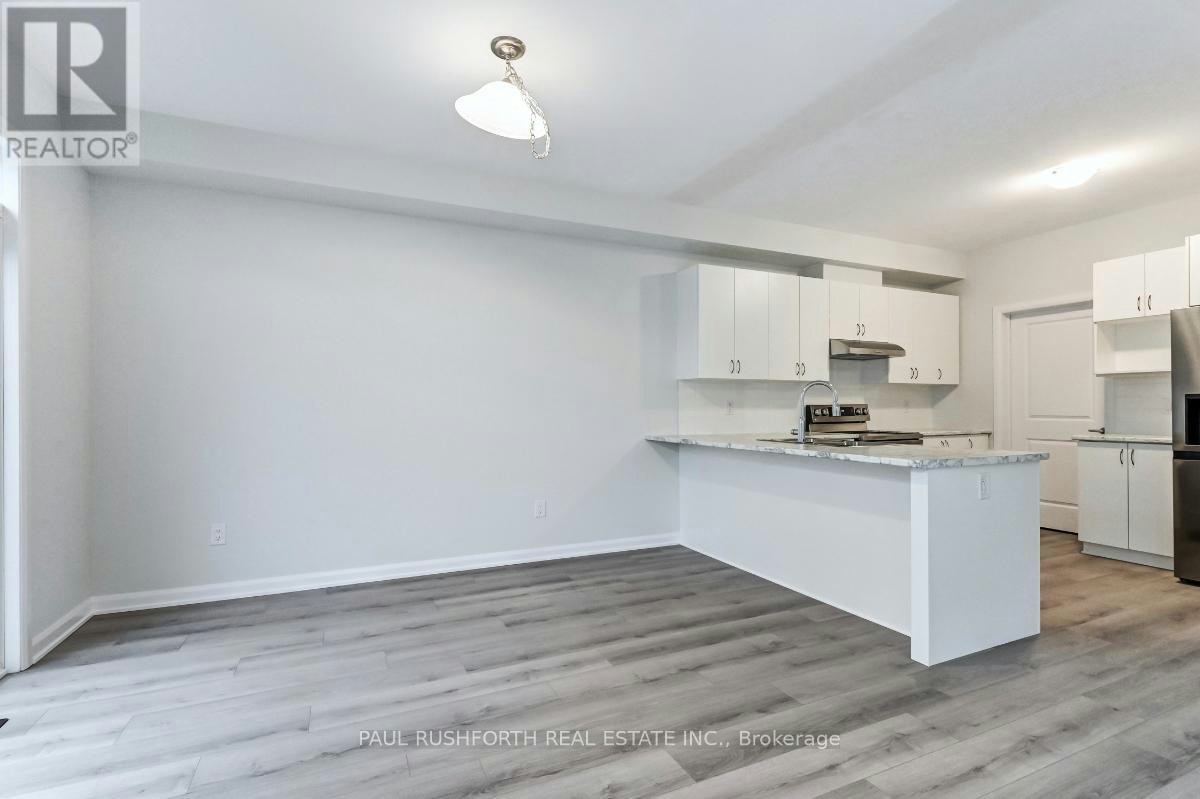 11 Fossa Terrace W, Manotick, ON, K2J 6W4 - 11