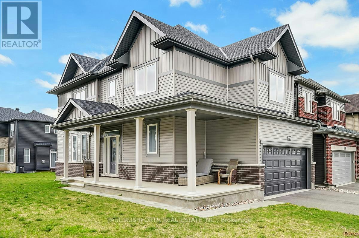11 Fossa Terrace W, Manotick, ON, K2J 6W4