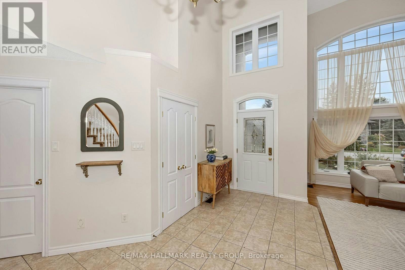 5B Kemp Drive, Ottawa, ON, K1T 3W9 - 5