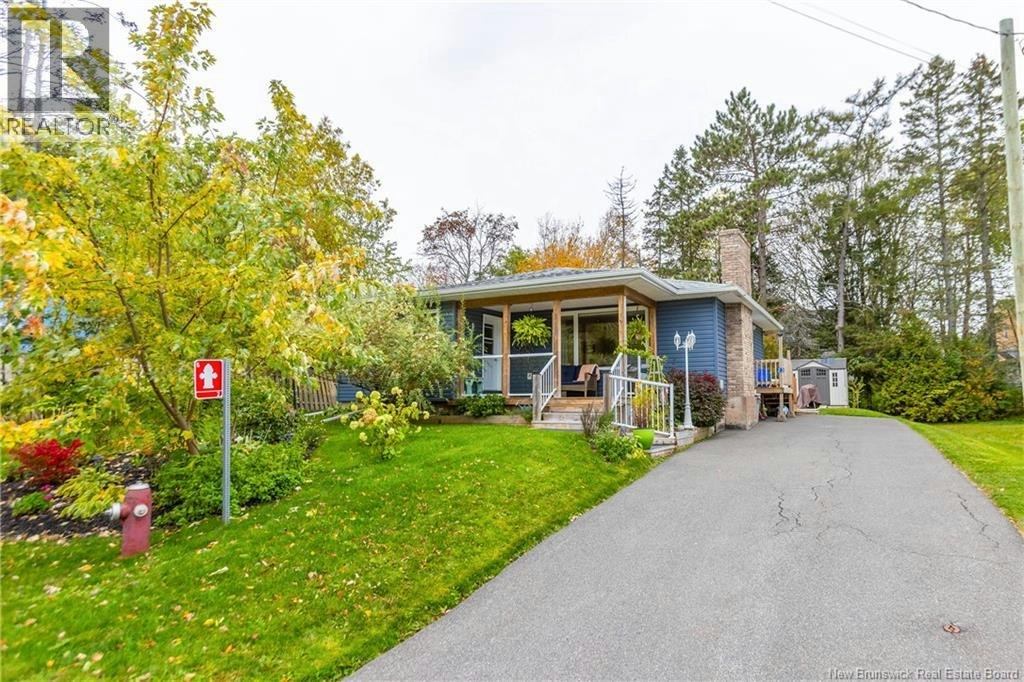 23 Bickerton Avenue, Sackville, NB, E4L 3M8