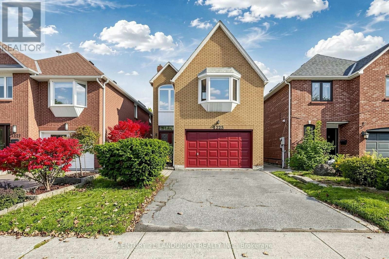 4223 Lastrada Heights, Mississauga, ON, L5C 3V1